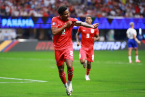 César Blackman selección Panamá